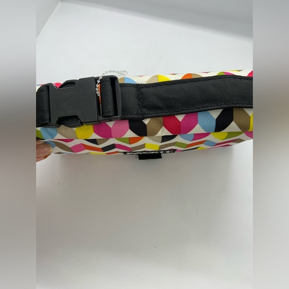 PackIt Freezable Chevron Lunch Bag - Picture 5 of 12